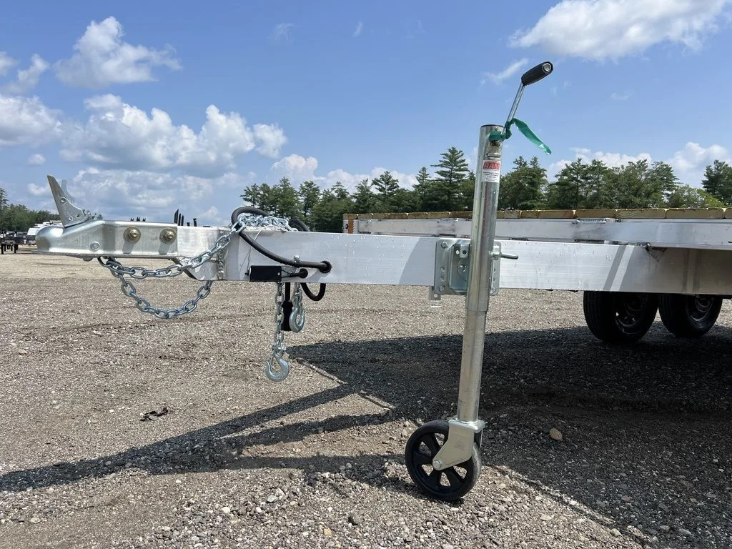 Remolque de equipos Cargo Pro de aluminio de 10 × 14 pies, tipo Deckover, con argollas en D - Imagen 5