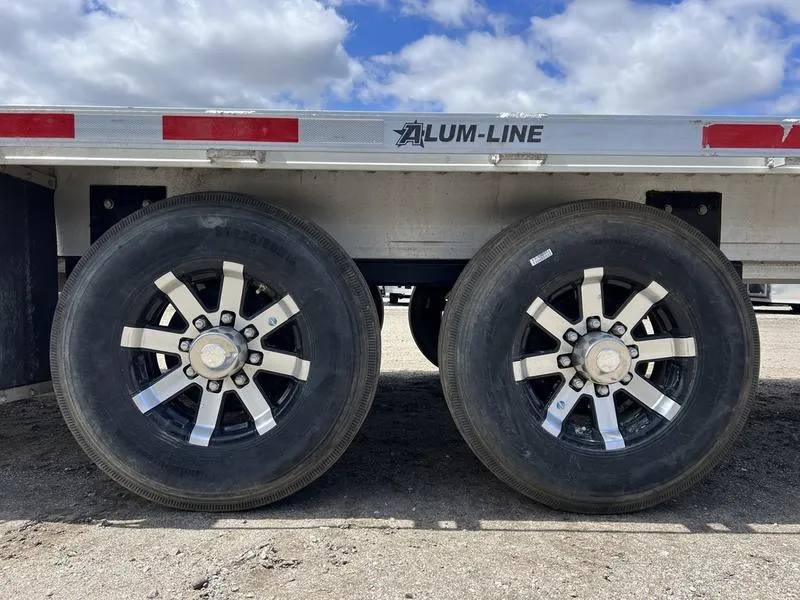 Remolque de equipos Alum-Line 2024 de aluminio de 8,5 × 24 pies, 13K, cuello de ganso, con rampas abatibles - Imagen 4
