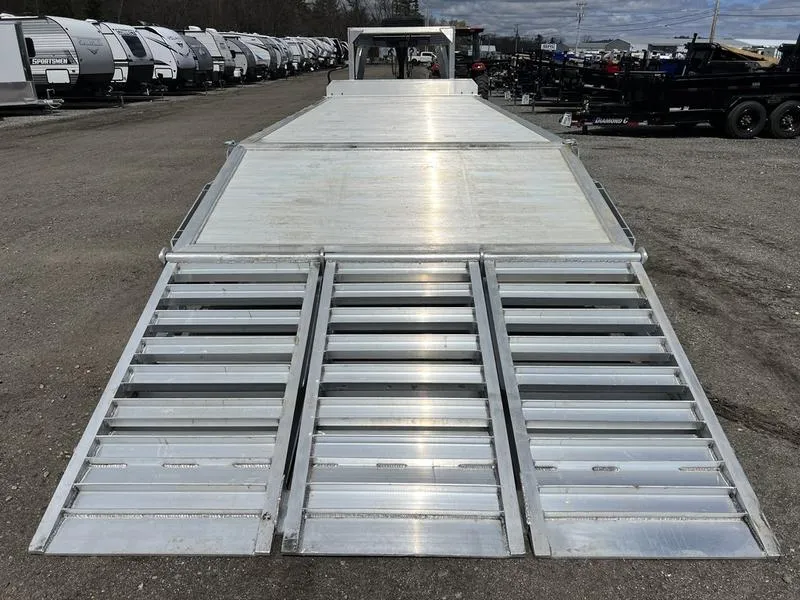 Remolque de equipos Alum-Line 2024 de aluminio de 8,5 × 24 pies, 13K, cuello de ganso, con rampas abatibles - Imagen 10