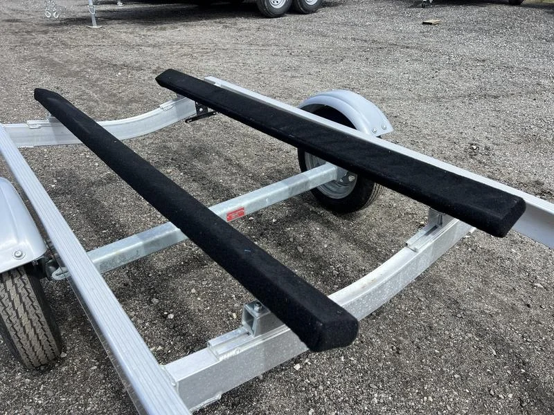 Remolque Karavan 2020 de aluminio para una moto acuática PWC/Jet-Ski, con literas ajustables - Imagen 6