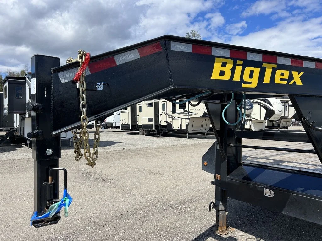 Remolque de equipos Big Tex 2023 de 8,5 × 40 pies, 25K HD, cuello de ganso, con rampas extraíbles - Imagen 5