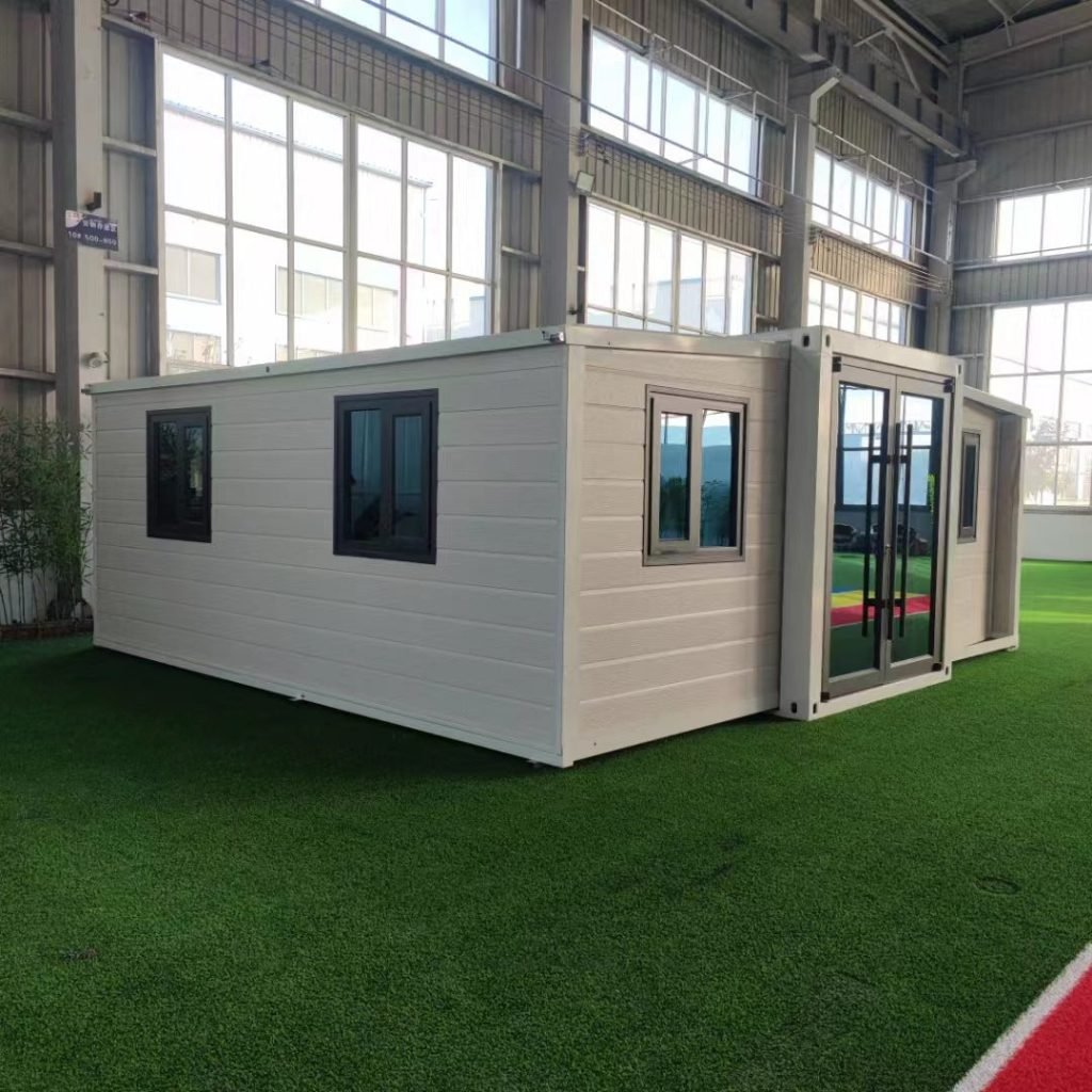 Arctic Haven – Estudio de contenedor ampliable de 40′ | Espacio de oficina portátil fuera de la red - Imagen 3