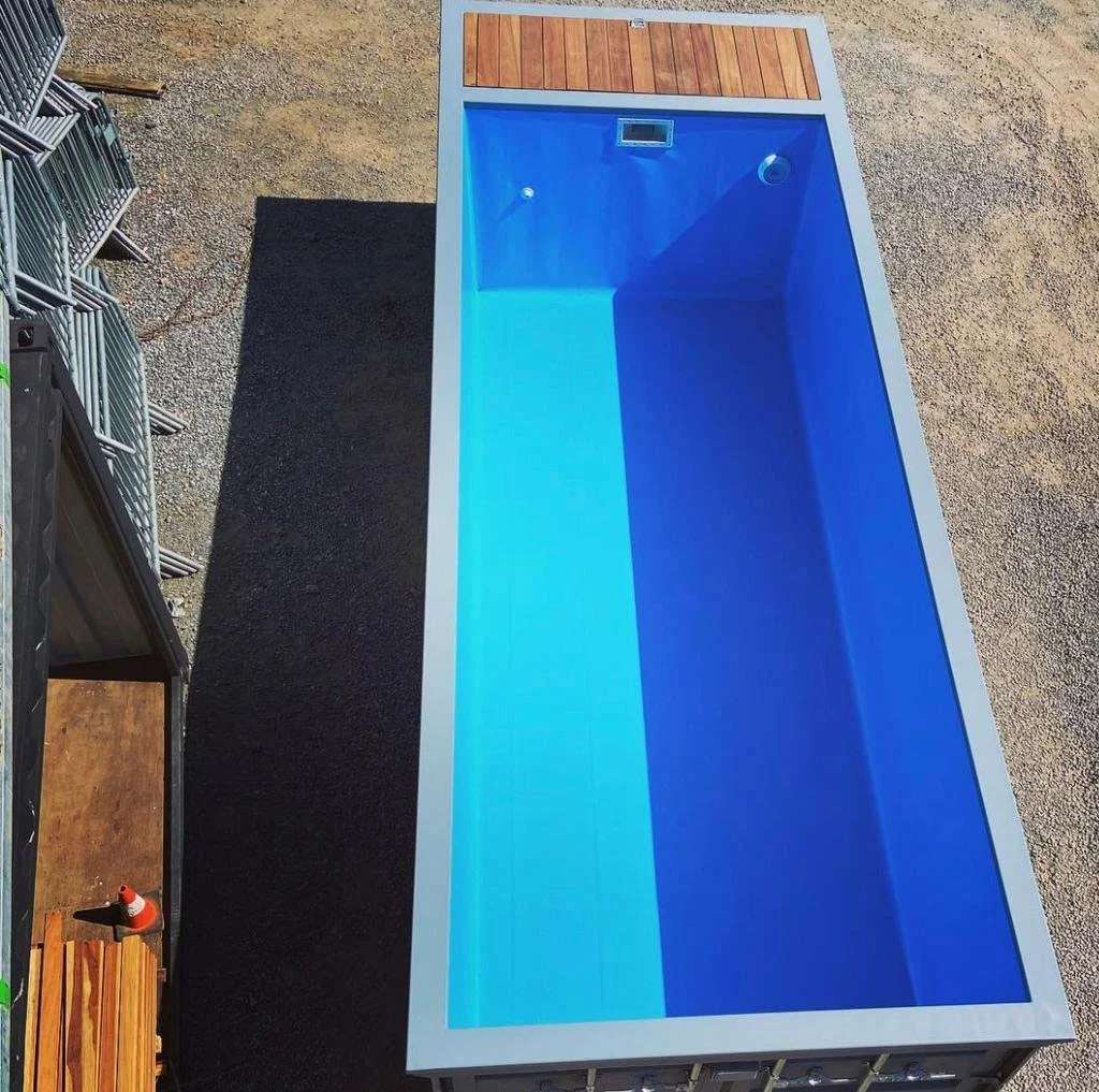Piscina de Contenedor de 30 Pies v2