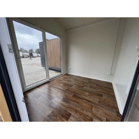 Unidad residencial / Unidad de oficina de 24 m2 - Imagen 9