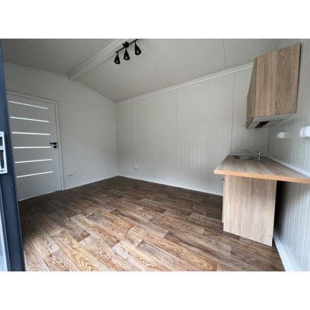 Unidad residencial / Unidad de oficina de 24 m2 - Imagen 21